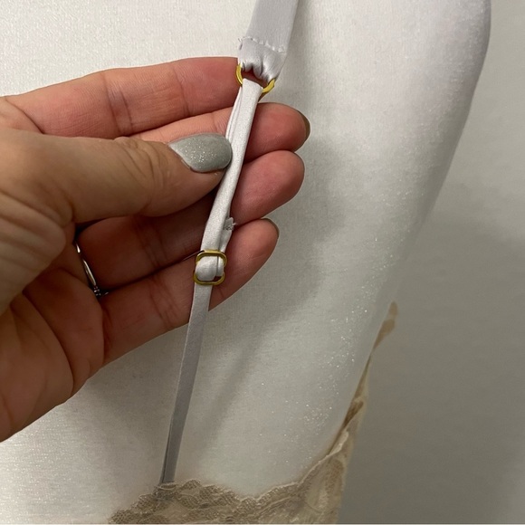 Anthropologie Flora Nikrooz Pale Silver Lace Trim Camisole NWT Small - Picture 6 of 8